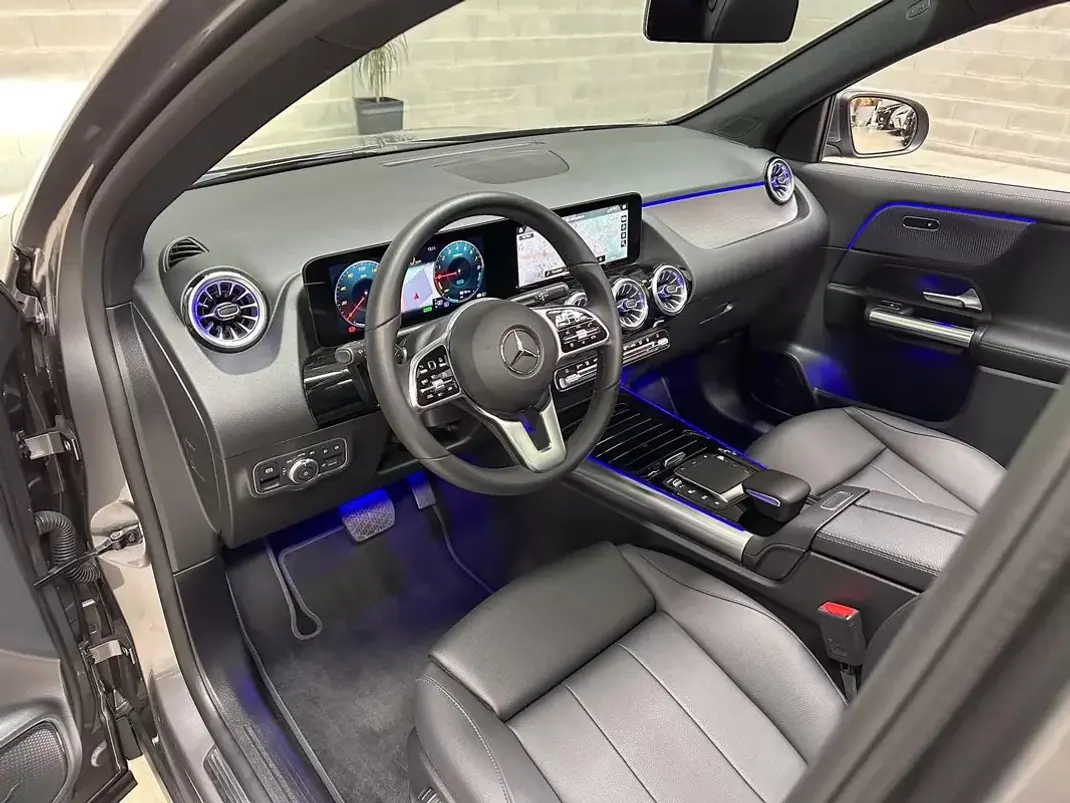 Mercedes-Benz GLA 250 2022 - 35950 EUR, 3859 km - 3859km - foto 10 de 59