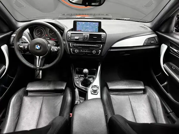 BMW 120 2012 - 15999 EUR, 182000 km - AUTO.MOTO.pt - 182000km - foto 21 de 25