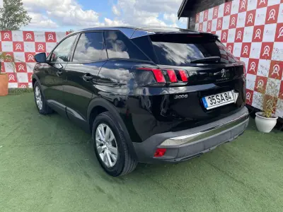 Peugeot 3008 2016 - 15990 EUR, 136300 km - AUTO.MOTO.pt - 136300km - foto 17 de 20