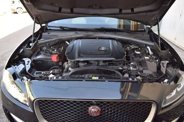 Jaguar F-Pace 2017 - 22500 EUR, 145545 km - AUTO.MOTO.pt - 145545km - foto 57 de 57