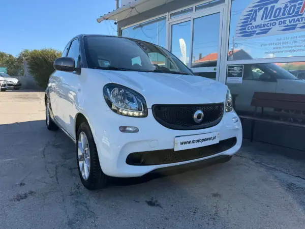 Smart ForFour 2018 - 12480 EUR, 85000 km - 85000km - foto 4 de 7
