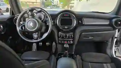 MINI Cooper 2019 - 15999 EUR, 105000 km - AUTO.MOTO.pt - 105000km - foto 7 de 15