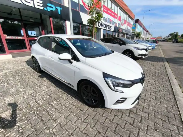 Renault Clio 2021 - 14450 EUR, 159000 km - AUTO.MOTO.pt - 159000km - foto 2 de 13