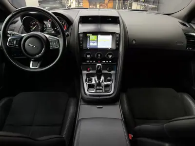 Jaguar F-Type 2018 - 48950 EUR, 57634 km - 57634km - foto 25 de 43
