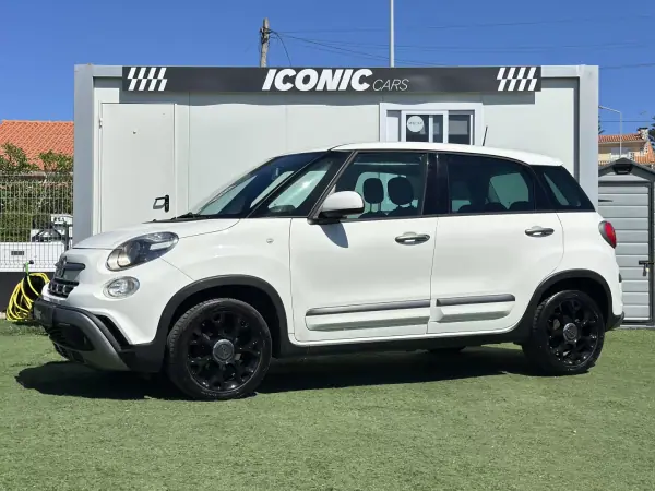 Fiat 500L 2018 - 11490 EUR, 80000 km - AUTO.MOTO.pt - 80000km - foto 4 de 48