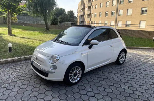 Fiat 500C 2013 - 6990 EUR, 102000 km - AUTO.MOTO.pt - 102000km - foto 14 de 15