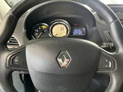 Renault Mégane Sport Tourer 2013 - 6800 EUR, 221515 km - 221515km - foto 16 de 20