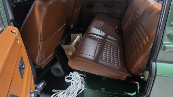 Land Rover Defender 1999 - 44500 EUR, 362319 km - AUTO.MOTO.pt - 362319km - foto 31 de 36