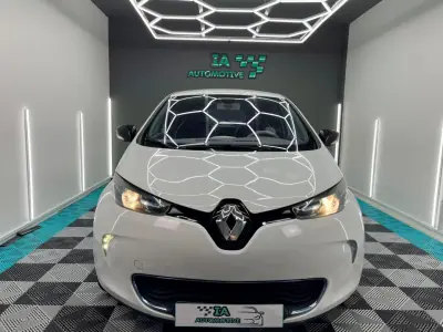 Renault Zoe 2015 - 8250 EUR, 19000 km - AUTO.MOTO.pt - 19000km - foto 2 de 12