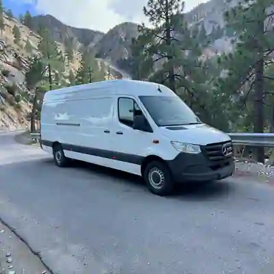 Mercedes-Benz Sprinter 2022 - 25000 EUR, 253800 km - AUTO.MOTO.pt - 253800km - foto 2 de 10