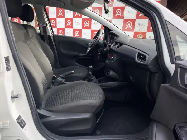 Opel Corsa 2018 - 9990 EUR, 143490 km - AUTO.MOTO.pt - 143490km - foto 12 de 18