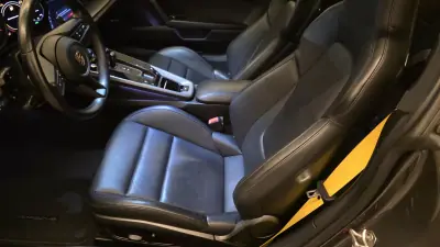 Porsche 992 2021 - 159500 EUR, 69488 km - AUTO.MOTO.pt - 69488km - foto 41 de 58