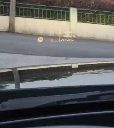 BMW 320 2012 - 15750 EUR, 256800 km - AUTO.MOTO.pt - 256800km - foto 9 de 12