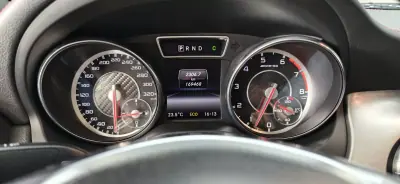 Mercedes-Benz CLA 45 AMG 2014 - 29990 EUR, 169000 km - AUTO.MOTO.pt - 169000km - foto 27 de 43