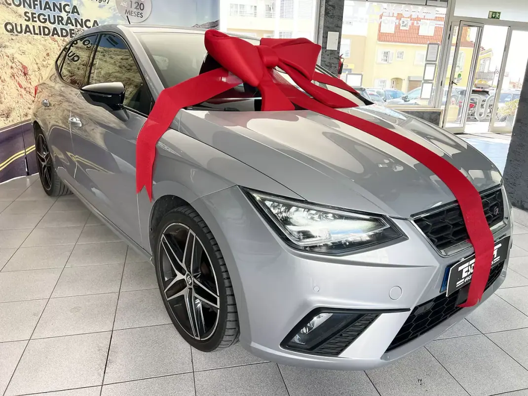 SEAT Ibiza 2019 - 14600 EUR, 87674 km - 87674km - foto 2 de 25