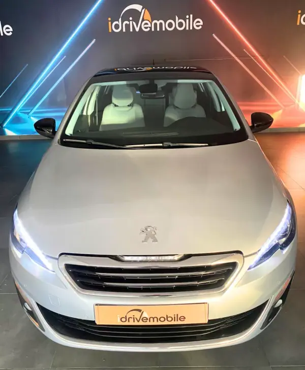 Peugeot 308 2016 - 15900 EUR, 171736 km - AUTO.MOTO.pt - 171736km - foto 14 de 48