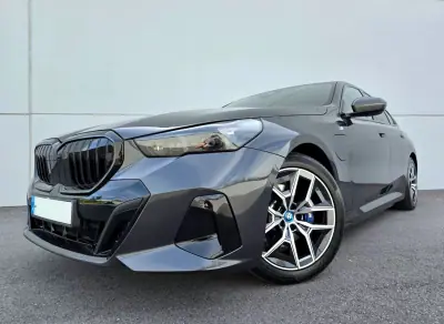 BMW 530e 2024 - 58500 EUR, 48800 km - AUTO.MOTO.pt - 48800km - foto 2 de 46