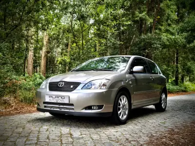 Toyota Corolla 2002 - 11900 EUR, 196000 km - AUTO.MOTO.pt - 196000km - foto 3 de 23