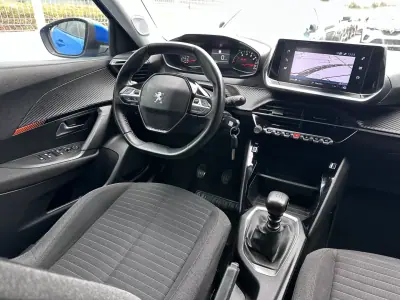 Peugeot 2008 2021 - 14900 EUR, 159000 km - AUTO.MOTO.pt - 159000km - foto 16 de 31