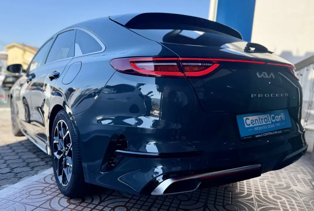 Kia ProCeed 2022 - 18950 EUR, 98000 km - 98000km - foto 7 de 26