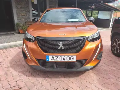 Peugeot 2008 2023 - 21950 EUR, 31200 km - AUTO.MOTO.pt - 31200km - foto 2 de 15