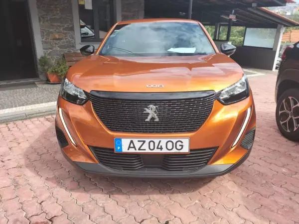 Peugeot 2008 2023 - 21950 EUR, 31200 km - AUTO.MOTO.pt - 31200km - foto 2 de 15