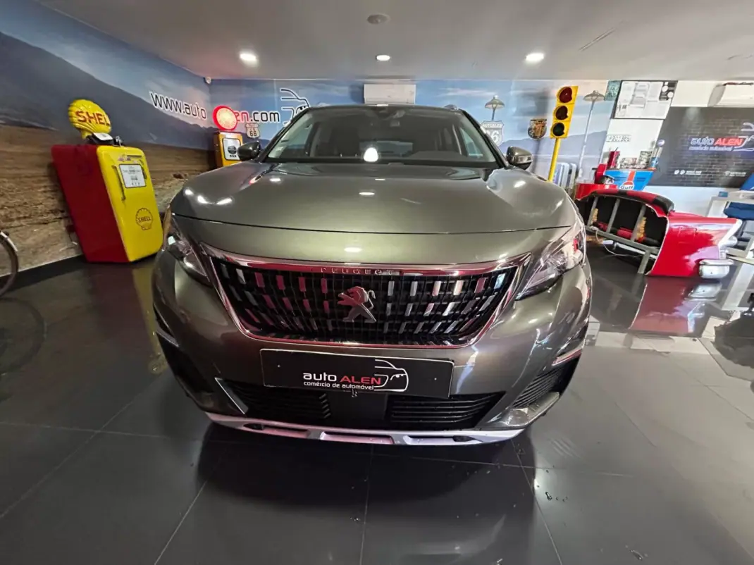 Peugeot 3008 2018 - 16500 EUR, 83894 km - 83894km - foto 2 de 21