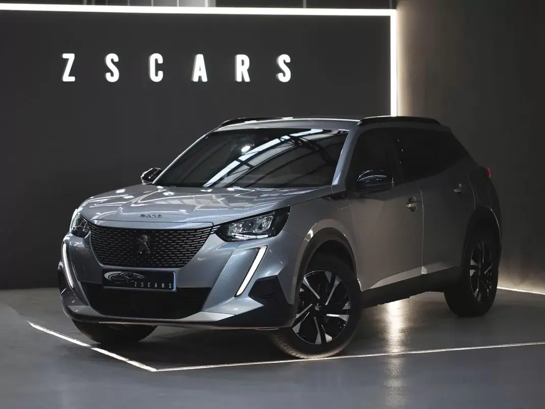 Peugeot e-2008 2023 - 20750 EUR, 50011 km - AUTO.MOTO.pt - 50011km - foto 1 de 21