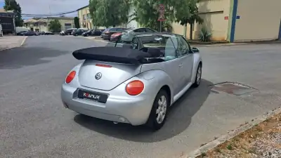 Volkswagen New Beetle Cabriolet 2004 - 9890 EUR, 127830 km - AUTO.MOTO.pt - 127830km - foto 21 de 48