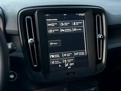 Volvo XC 40 2021 - 26950 EUR, 90000 km - AUTO.MOTO.pt - 90000km - foto 12 de 20