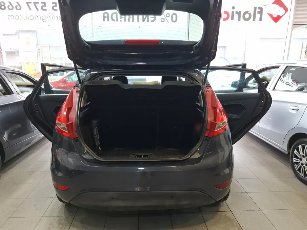 Ford Fiesta 2012 - 6900 EUR, 163718 km - AUTO.MOTO.pt - 163718km - foto 10 de 24
