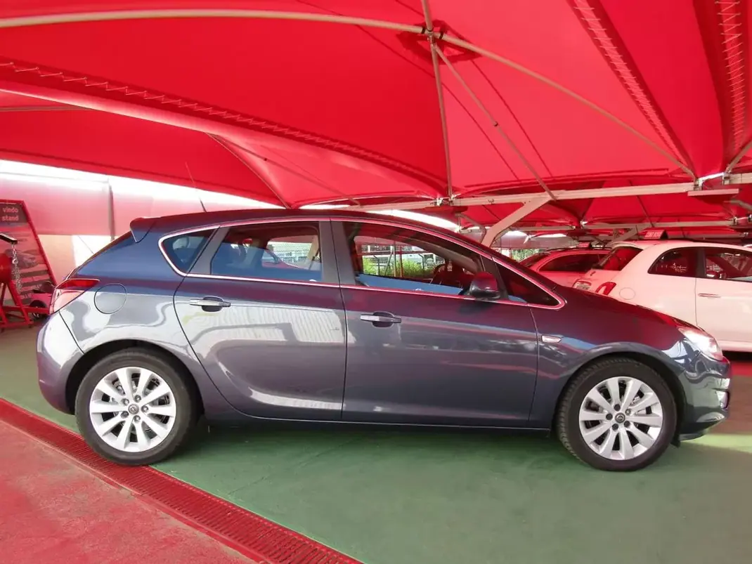Opel Astra 2010 - 6950 EUR, 275200 km - 275200km - foto 18 de 21