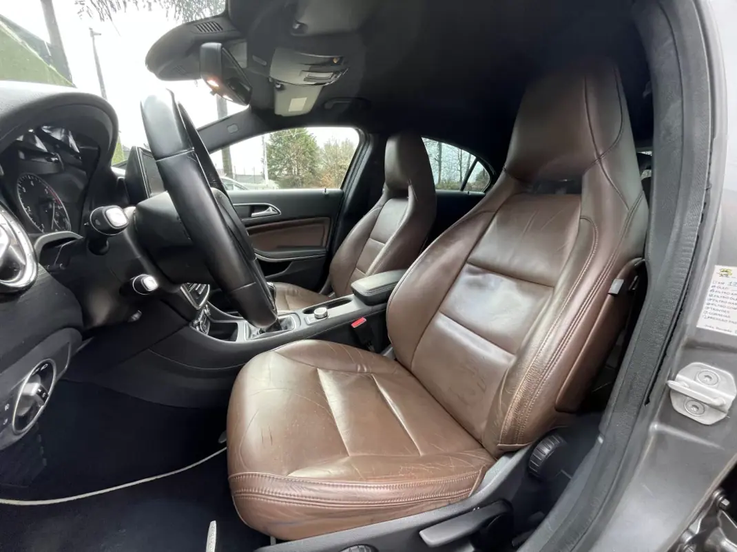 Mercedes-Benz A 180 2013 - 14800 EUR, 287000 km - AUTO.MOTO.pt - 287000km - foto 14 de 26