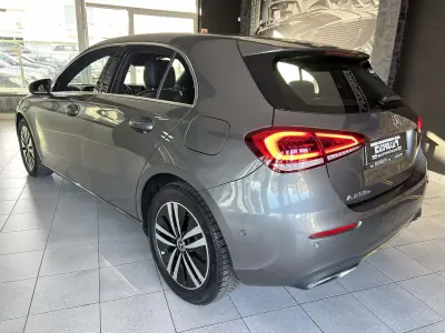 Mercedes-Benz A 250e 2021 — foto 3 de 25