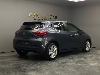Renault Clio 2021 — foto 6 de 14