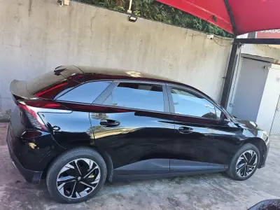 MG MG4 2023 — foto 4 de 14