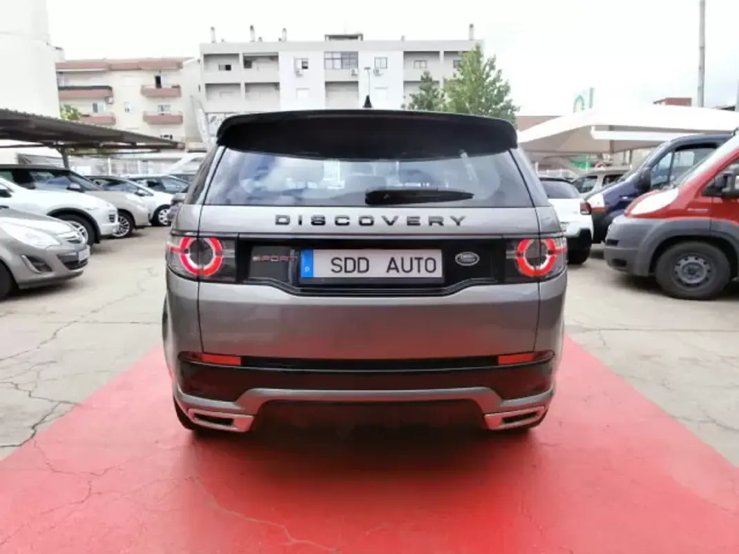 Land Rover Discovery Sport 2017 - 22500 EUR, 165585 km - 165585km - foto 6 de 37