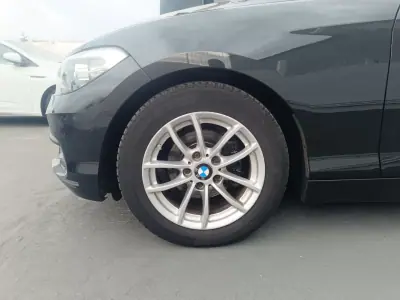 BMW 116 2015 - 12900 EUR, 156049 km - AUTO.MOTO.pt - 156049km - foto 27 de 29