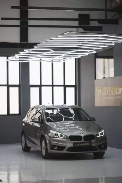 BMW 216 Active Tourer 2015 - 12750 EUR, 196513 km - AUTO.MOTO.pt - 196513km - foto 15 de 43