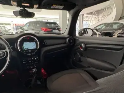 MINI One 2019 - 16500 EUR, 78654 km - AUTO.MOTO.pt - 78654km - foto 13 de 16
