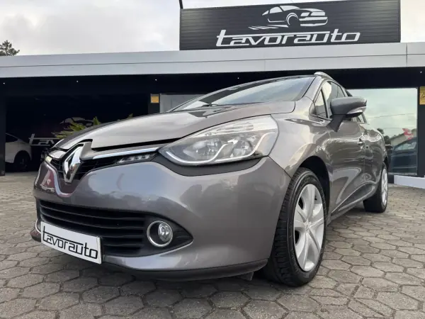 Renault Clio Sport Tourer 2015 - 8990 EUR, 211000 km - AUTO.MOTO.pt - 211000km - foto 20 de 33