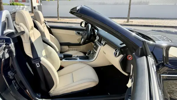 Mercedes-Benz SLK 200 2011 - 25950 EUR, 116975 km - AUTO.MOTO.pt - 116975km - foto 19 de 80