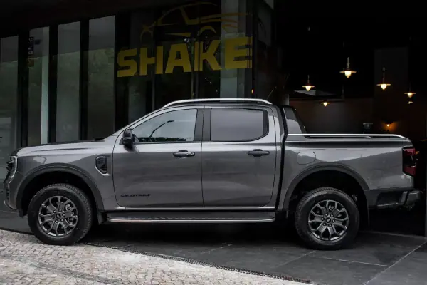 Ford Ranger 2023 - 48990 EUR, 60190 km - AUTO.MOTO.pt - 60190km - foto 2 de 41