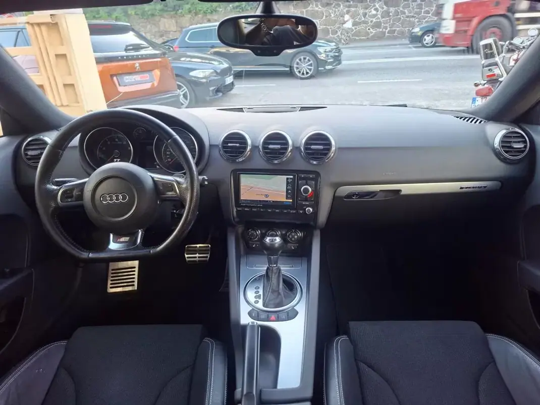 Audi TT Coupé 2009 - 16900 EUR, 198000 km - 198000km - foto 27 de 32