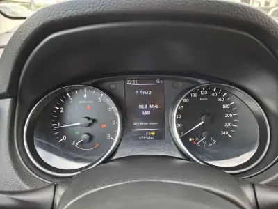 Nissan Qashqai 2018 - 15500 EUR, 57950 km - AUTO.MOTO.pt - 57950km - foto 19 de 25