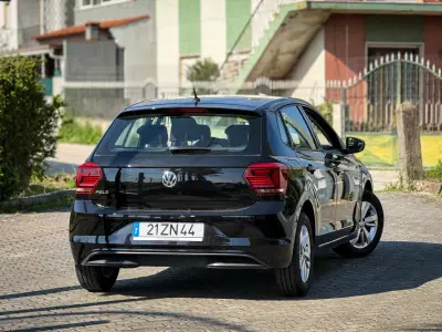 Volkswagen Polo 2019 - 12990 EUR, 90000 km - AUTO.MOTO.pt - 90000km - foto 2 de 12