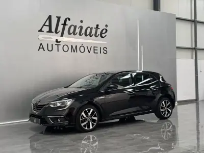 Renault Mégane 2019 - 15990 EUR, 111900 km - 111900km - foto 5 de 28