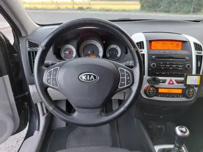 Kia Ceed SW 2008 - 4490 EUR, 182285 km - AUTO.MOTO.pt - 182285km - foto 22 de 25
