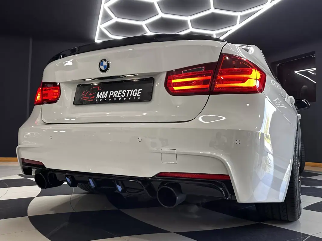 BMW 320 2014 - 18990 EUR, 218000 km - AUTO.MOTO.pt - 218000km - foto 36 de 44