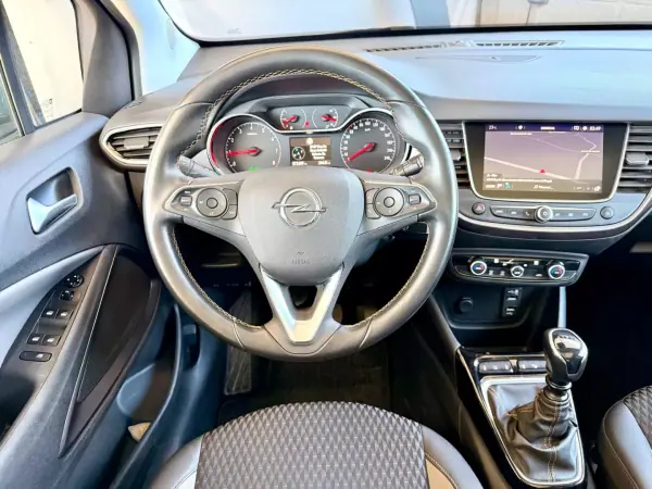 Opel Crossland X 2019 - 13990 EUR, 73489 km - AUTO.MOTO.pt - 73489km - foto 12 de 22